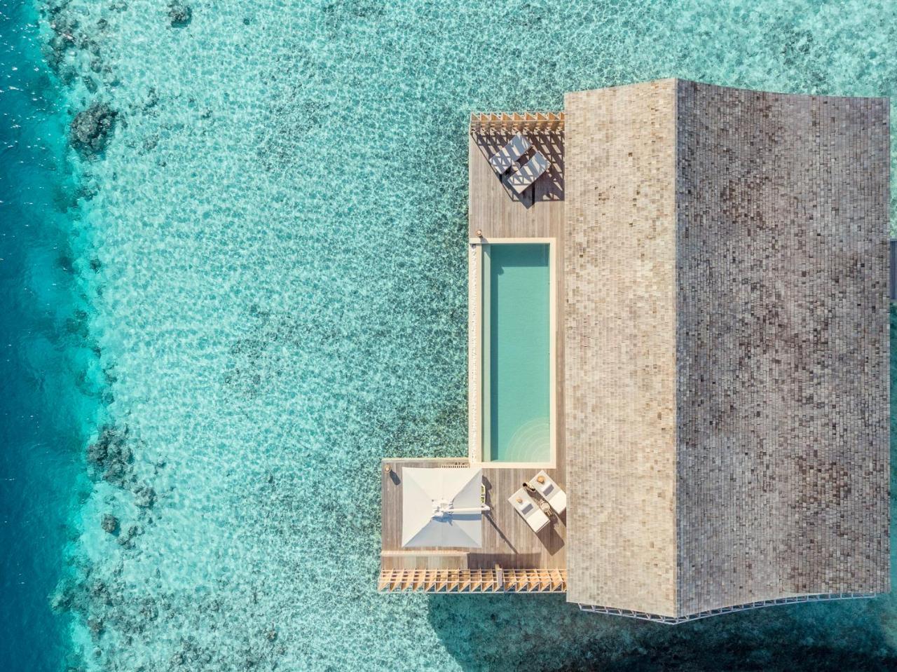 Kudadoo Maldives Private Island Hotel Komandoo  Exterior photo