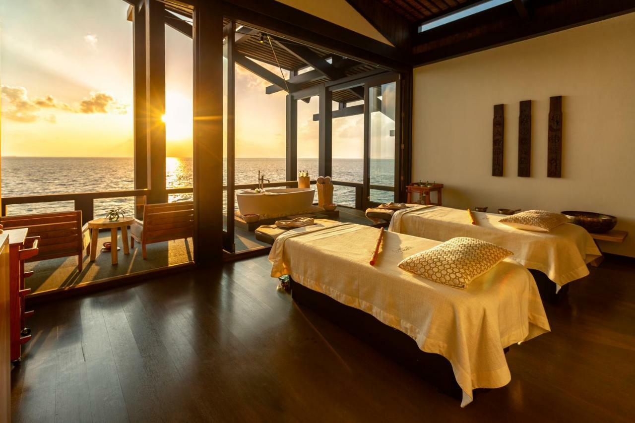 Kudadoo Maldives Private Island Hotel Komandoo  Exterior photo